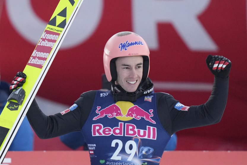 Rakušan Kraft získal ve zkráceném závodu titul mistra světa v letech na lyžích