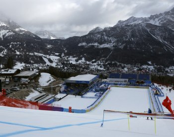 Ledecká místo startu v Cortině odjede k další léčbě do Mnichova