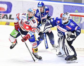 Extraliga uvidí souboj prvního s posledním, Pardubice přivítají Kladno