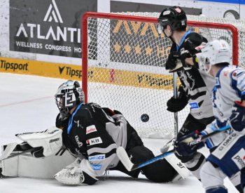 Hokejisté Brna porazili Karlovy Vary 5:1 a doma vyhráli pošesté v řadě
