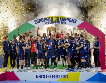 Házenkáři Francie udolali ve finále ME po prodloužení Dánsko, bronz má Švédsko