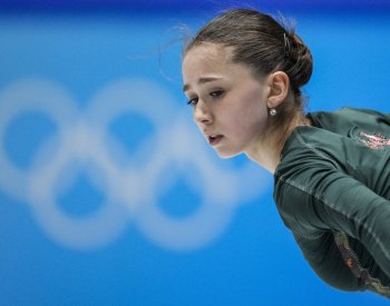 Krasobruslařka Valijevová dostala za doping čtyřletý trest, Rusko přijde o zlato