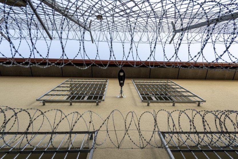 V Bavorsku uprchl trestanec z vězení pomocí prostěradla