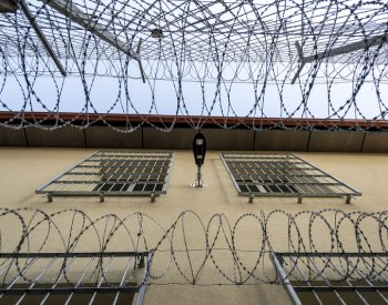 V Bavorsku uprchl trestanec z vězení pomocí prostěradla