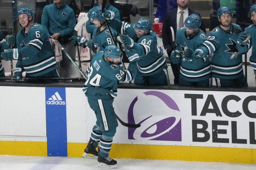 Rutta zpečetil výhru San Jose, Columbus zaskočil St. Louis