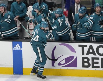 Rutta zpečetil výhru San Jose, Columbus zaskočil St. Louis