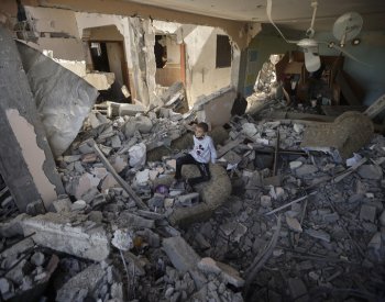 BBC: Hladoví, zranění a osamělí - sirotci války v Pásmu Gazy