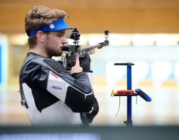 Přívratský vstoupil do olympijské sezony výhrou na SP v třípolohové střelbě