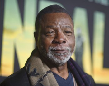 Zemřel filmový soupeř Rockyho Carl Weathers