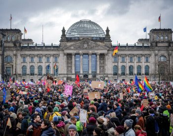 V Berlíně na demonstraci proti pravicovému extremismu přišlo přes 150.000 lidí