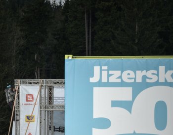 Jizerská padesátka příští neděli nebude, zrušil ji nedostatek sněhu