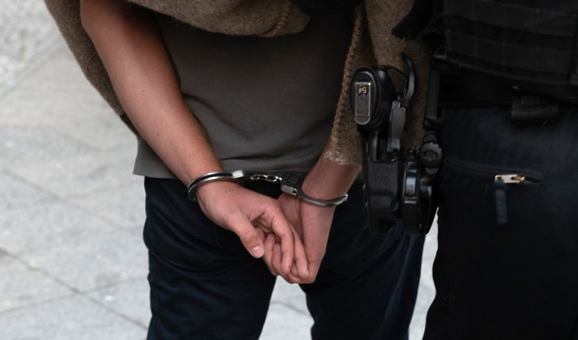 Policie stíhá tři lidi za miliardový investiční podvod s firmou Cryfin