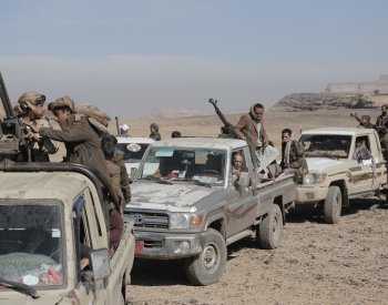 Jemenští rebelové uvedli, že je americké a britské útoky nezastraší