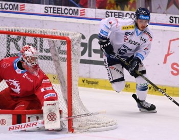 Hokejisté Třince otočili derby na ledě Vítkovic a vyhráli potřetí v řadě