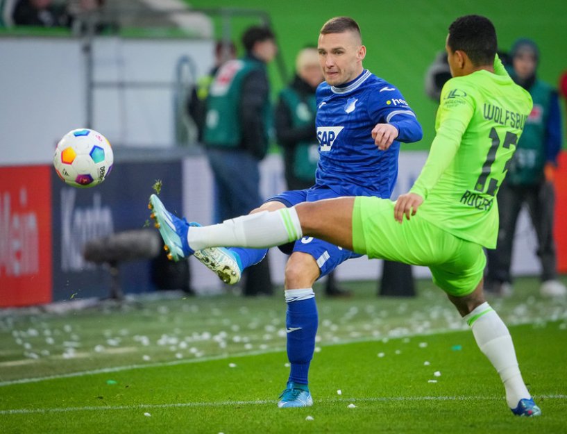 Wolfsburg remizoval s Hoffenheimem, Jurásek stále čeká na bundesligový debut