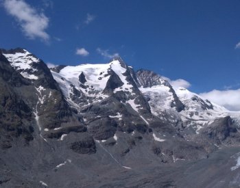 Vrtulník zachránil dva české horolezce, kteří uvázli na Grossglockneru
