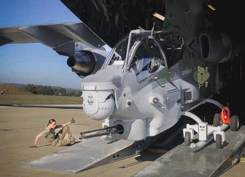 EK sdělila ČR, že při nákupu vrtulníků porušila směrnici o obranných zakázkách