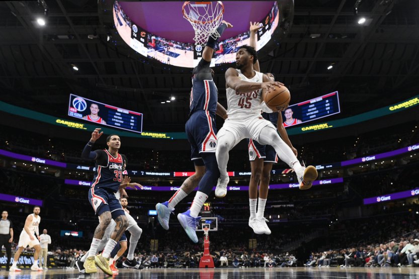 Cleveland v NBA dál vítězí, Clippers překvapivě prohráli doma s New Orleans
