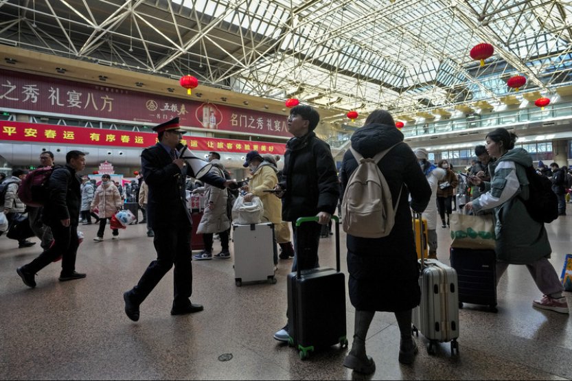 BBC: Čínští mileniálové se vyhýbají cestám domů na oslavy Nového roku