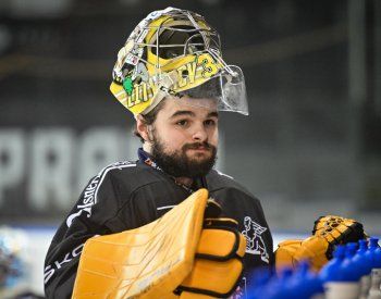 Cítím se super, jsem na to natěšený, vyhlíží debut brankář Zajíček