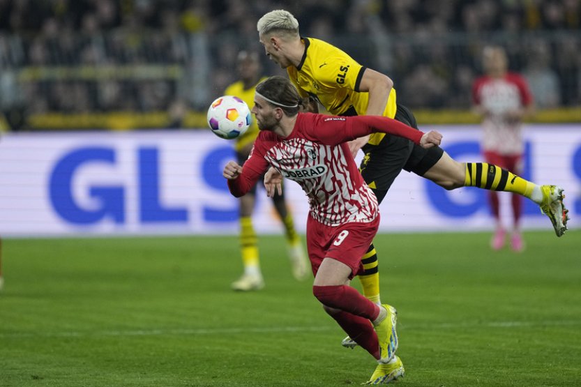 Malen dvěma góly zařídil fotbalistům Dortmundu výhru nad Freiburgem