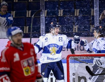 Hokejisté i podruhé na Švédských hrách prohráli, Finsku podlehli 2:4