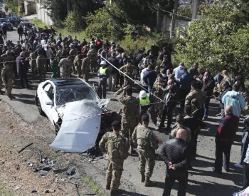 Palestinec blízký Hamásu přežil útok izraelského dronu v Libanonu, jiní zemřeli