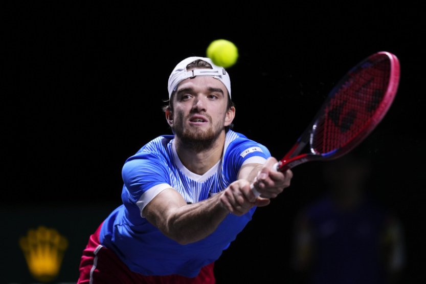 Macháč si zahraje o deblový titul v Marseille, Karolína Plíšková je ve finále v Kluži