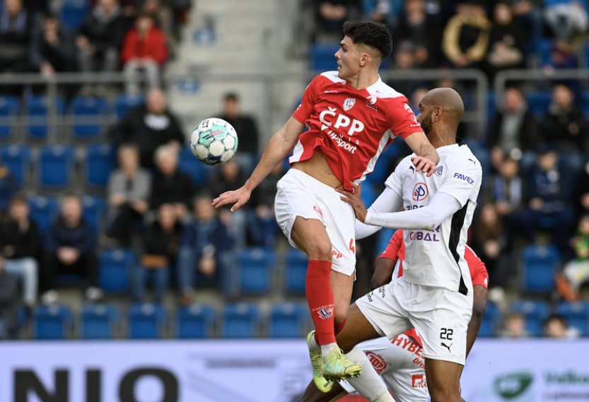 Slovácko v přesilovce prohrálo s Pardubicemi 1:2 a nebodovalo po sedmi kolech