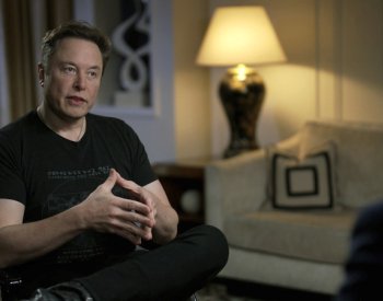 Ukrajina tvrdí, že Rusko na bojišti využívá Muskův satelitní internet Starlink