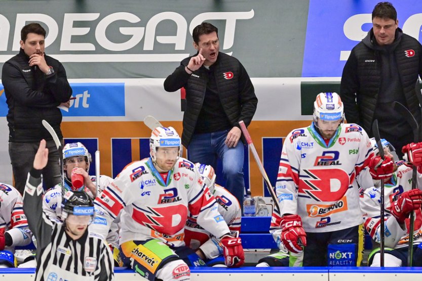 Pardubice mohou odskočit Spartě, Kladno se pokusí utnout sérii 15 proher