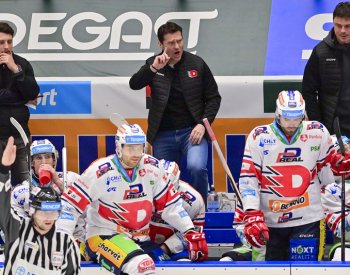 Pardubice mohou odskočit Spartě, Kladno se pokusí utnout sérii 15 proher