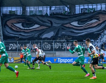 Bohemians díky dvěma gólům střídajícího Shejbala zachránili v Hradci remízu 2:2