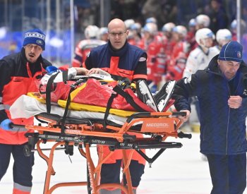 Houdek nezvládl návrat do Plzně a zranil bývalého spoluhráče Söderlunda