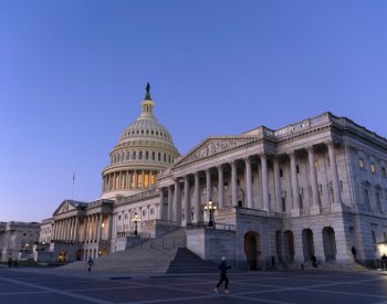 Senát USA schválil pomoc 95,3 miliardy dolarů pro Ukrajinu, Tchaj-wan a Izrael