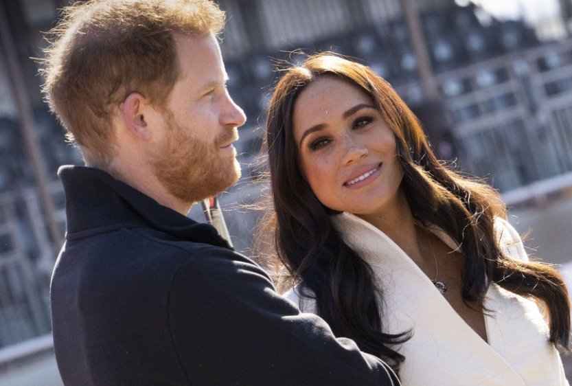 Britský princ Harry s manželkou Meghan v tichosti spustili svůj nový web