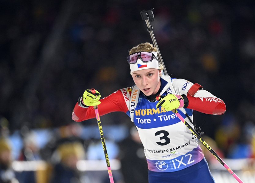 Smíšenou štafetu dvojic na biatlonovém MS pojedou Davidová a Mareček