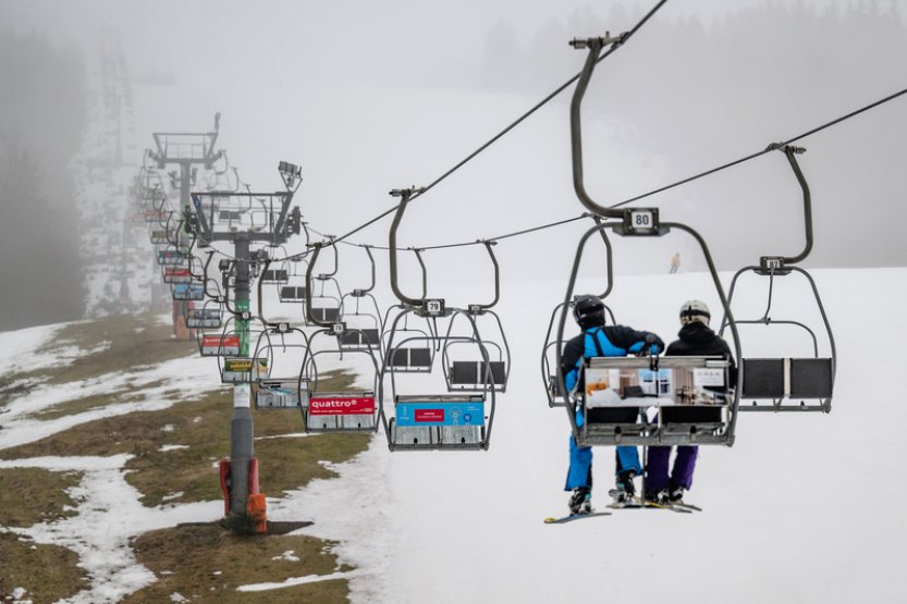 Nedostatek sněhu připravil Špindlerův Mlýn o SP ve snowboardingu