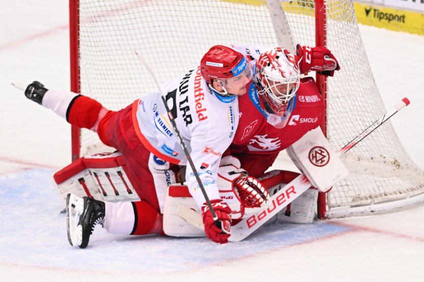 Extraliga nabídne další reprízu finále, Sparta může snížit náskok Pardubic