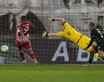 Pekhart nezabránil porážce Legie Varšava v norském Molde 2:3