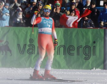 Předposlední sjezd sezony SP vyhrál v Kvitfjellu Hintermann, Odermatt byl sedmý