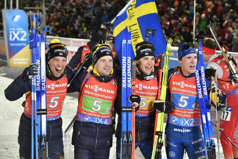 Švédští biatlonisté překvapivě vyhráli štafetu na MS, Češi dojeli sedmí