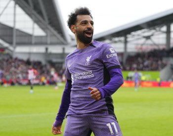 Liverpool porazil Brentford 4:1, Arsenal deklasoval Burnley 5:0