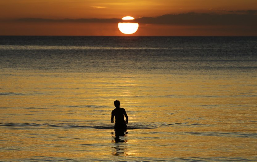 Průměrná teplota na hladině oceánů pokořila rekord, byla 20,96°C