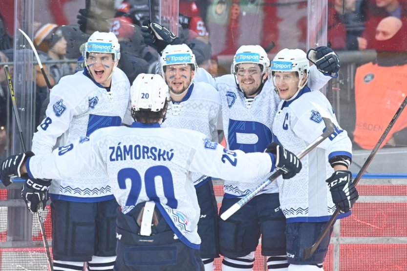 Schleiss si na druhý pokus užil extraligu pod otevřeným nebem