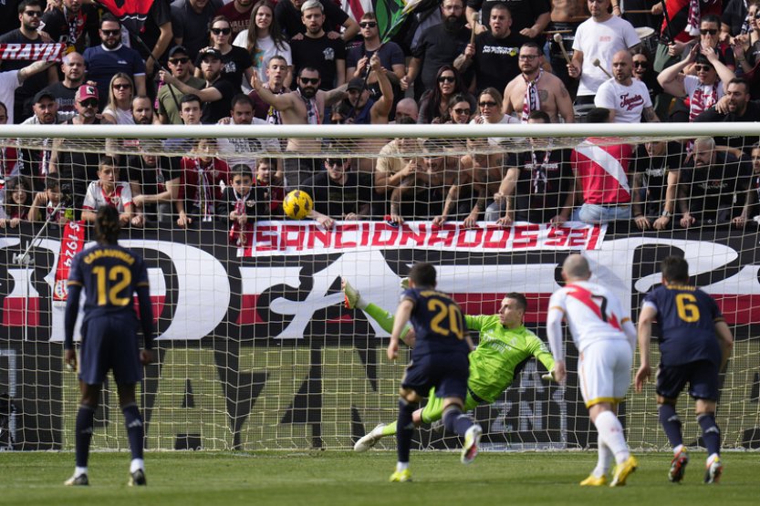 Real opět jen remizoval s Vallecanem, Girona se mu může přiblížit na tři body