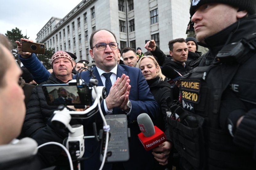 Výborný: Preferuji jednání než protesty, organizátoři mají politické cíle