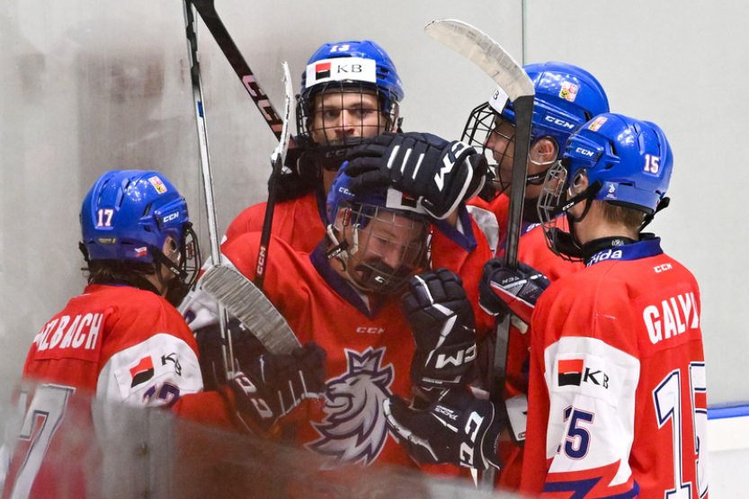 Osmnáctka deklasovala Finsko a zahraje si finále Hlinka Gretzky Cupu