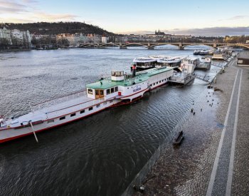 Ministerstvo zrušilo stavební povolení na pražskou plavební komoru