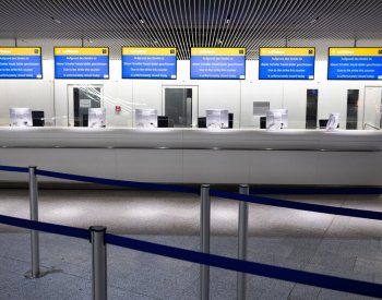 Kvůli stávce personálu společnosti Lufthansa byly zrušeny stovky letů